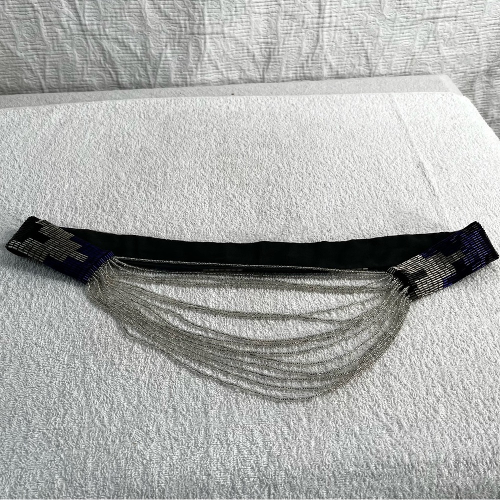 Beaded silver blue black necklace